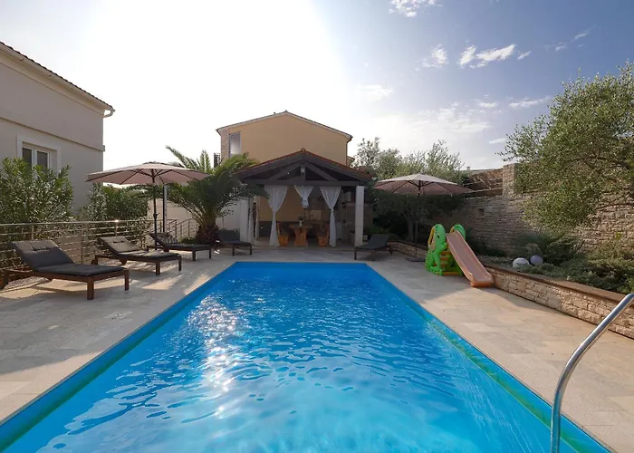 Parlera Villa Ližnjan